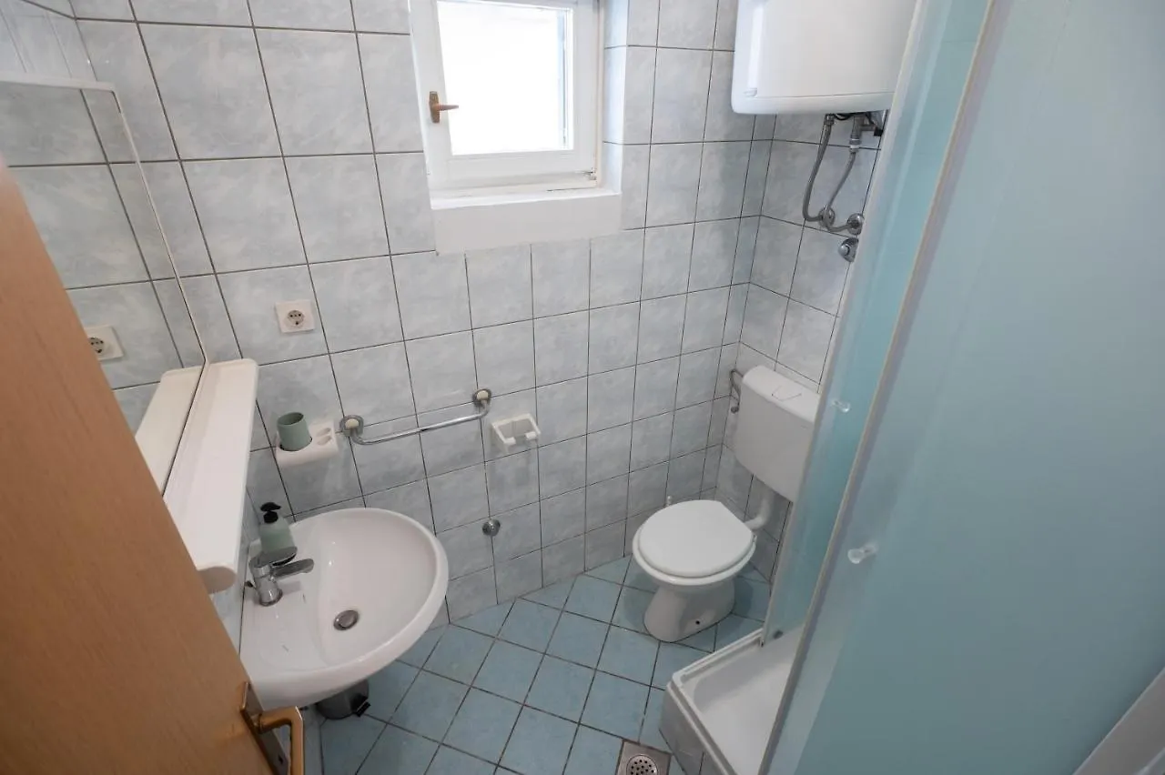 Four Olives Appartement Turanj