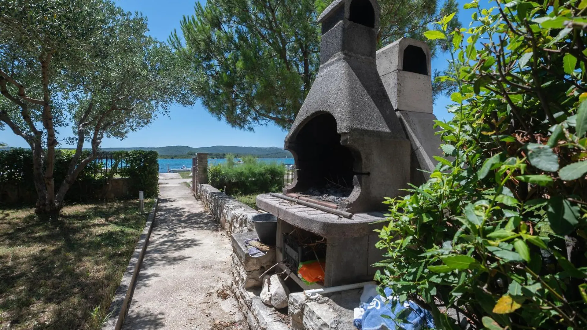 Four Olives Appartement Turanj